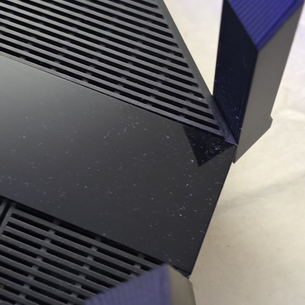 TP-Link Black Wi-Fi Router - Picture 3 of 9